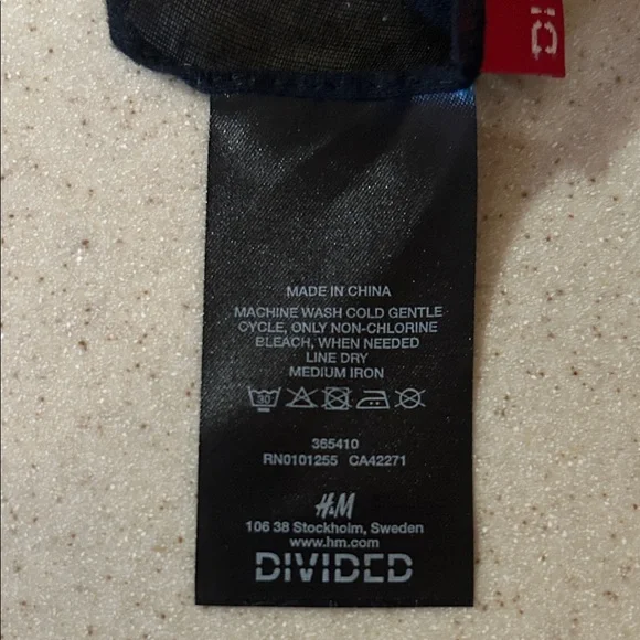 H&M Multi Colored Scarf - Picture 4 of 4